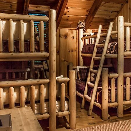 Hatfield Hideaway Pigeon Forge Exterior foto